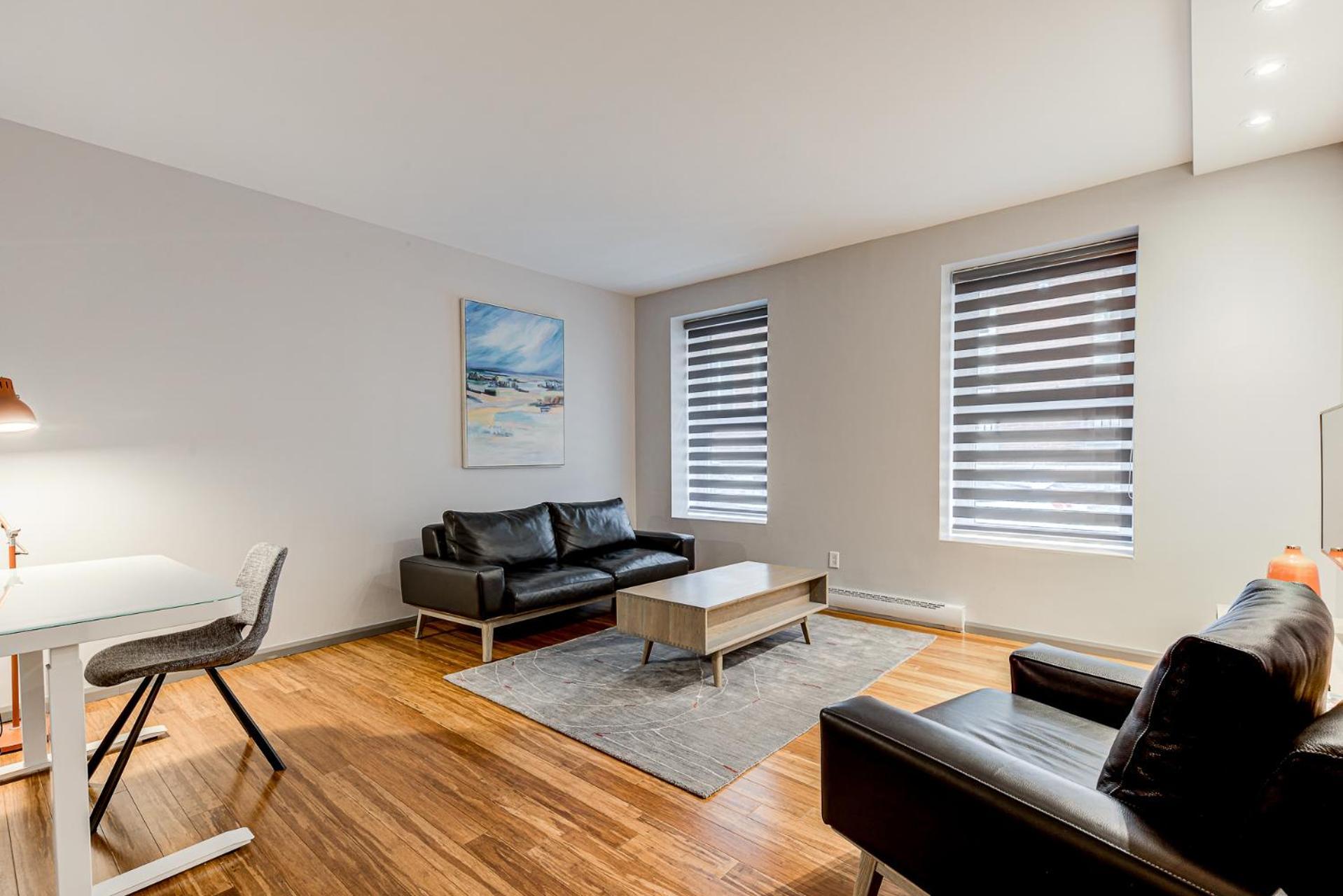 77 St-Vallier Quebec City Room photo