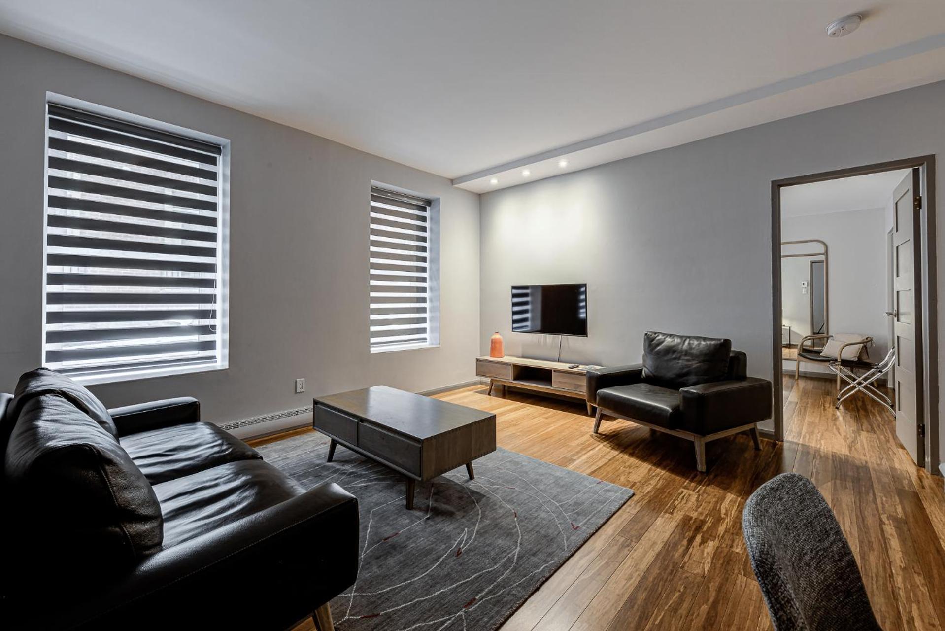 77 St-Vallier Quebec City Room photo