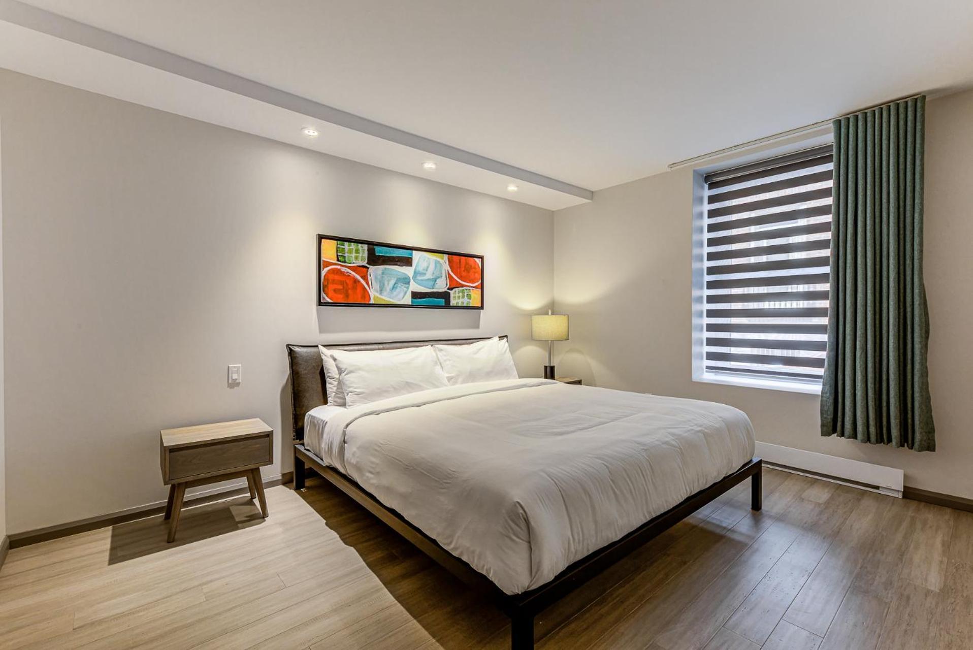 77 St-Vallier Quebec City Room photo
