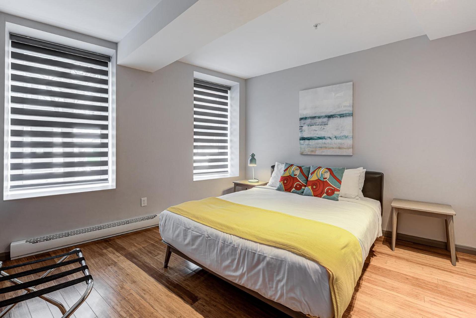 77 St-Vallier Quebec City Room photo